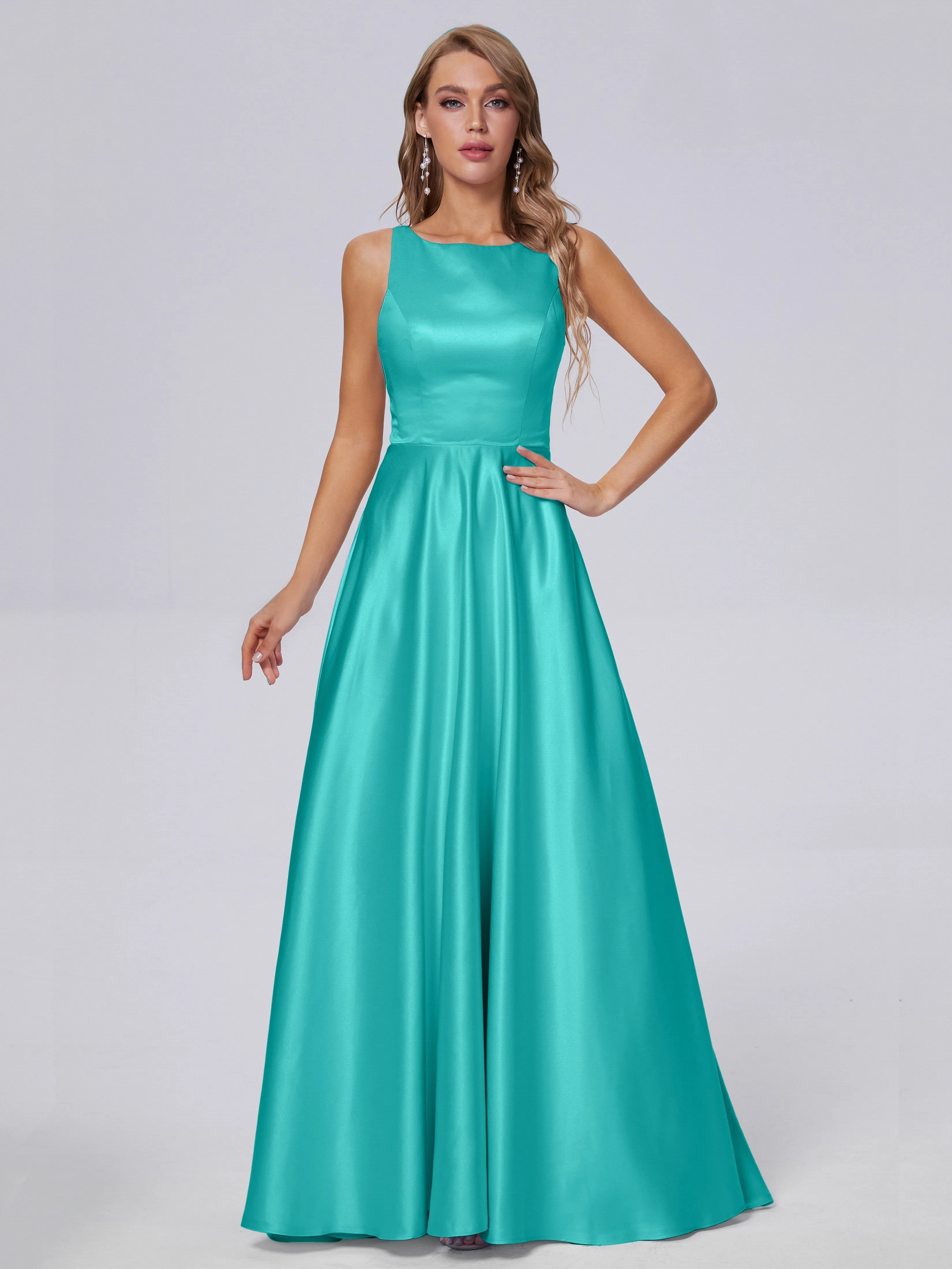 Charming Sleeveless Satin Bridesmaid Dresses