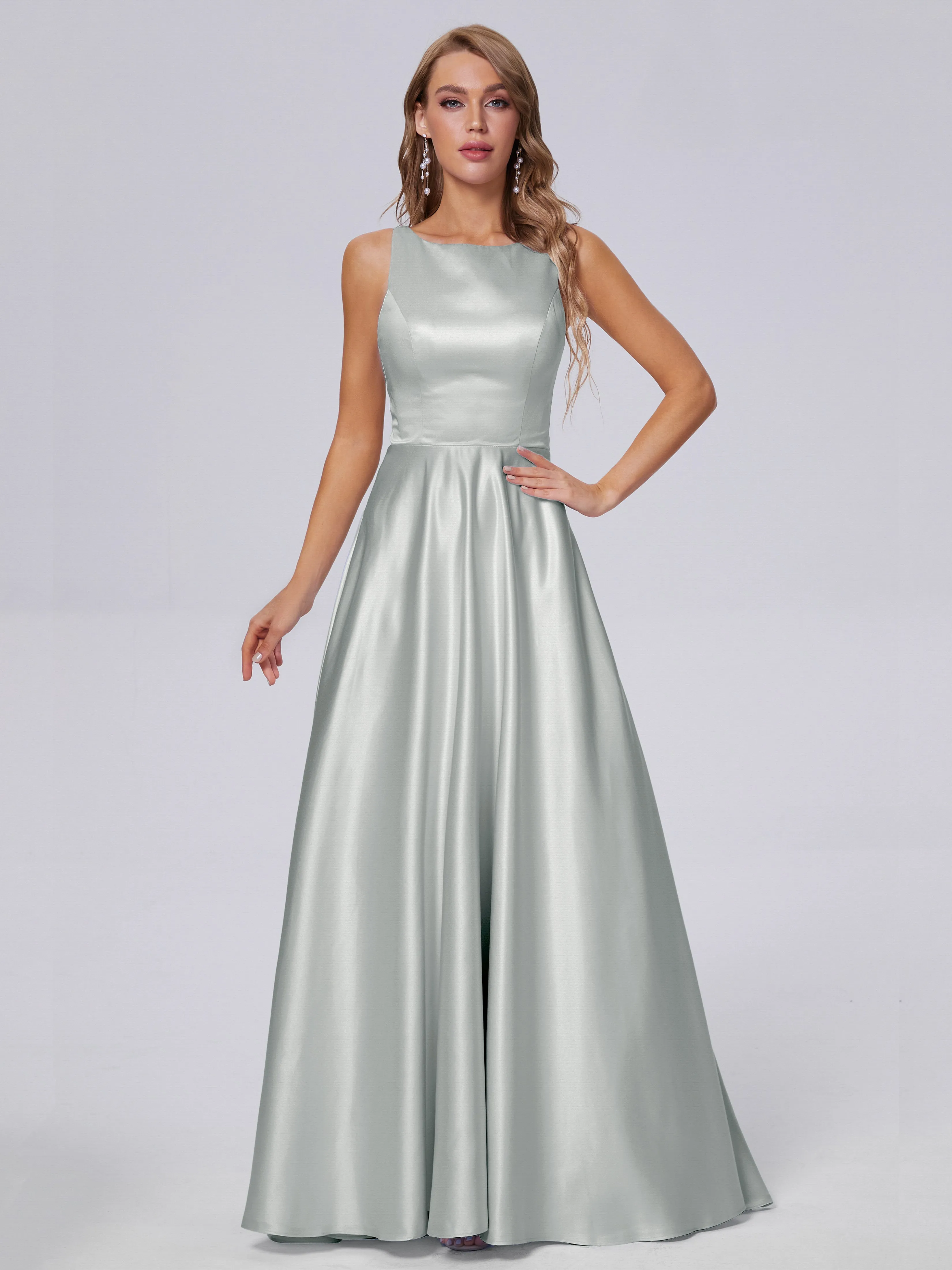 Charming Sleeveless Satin Bridesmaid Dresses