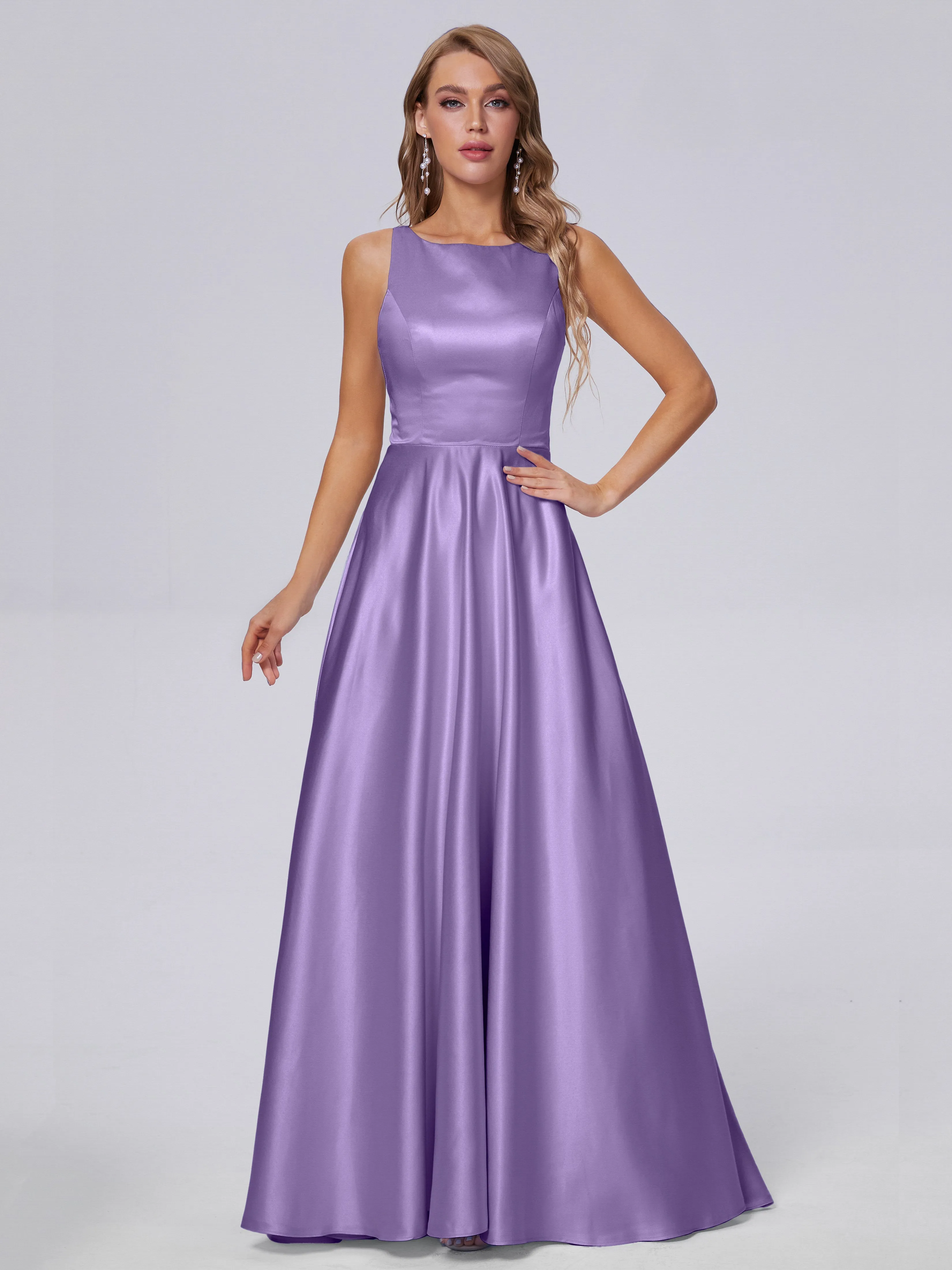 Charming Sleeveless Satin Bridesmaid Dresses