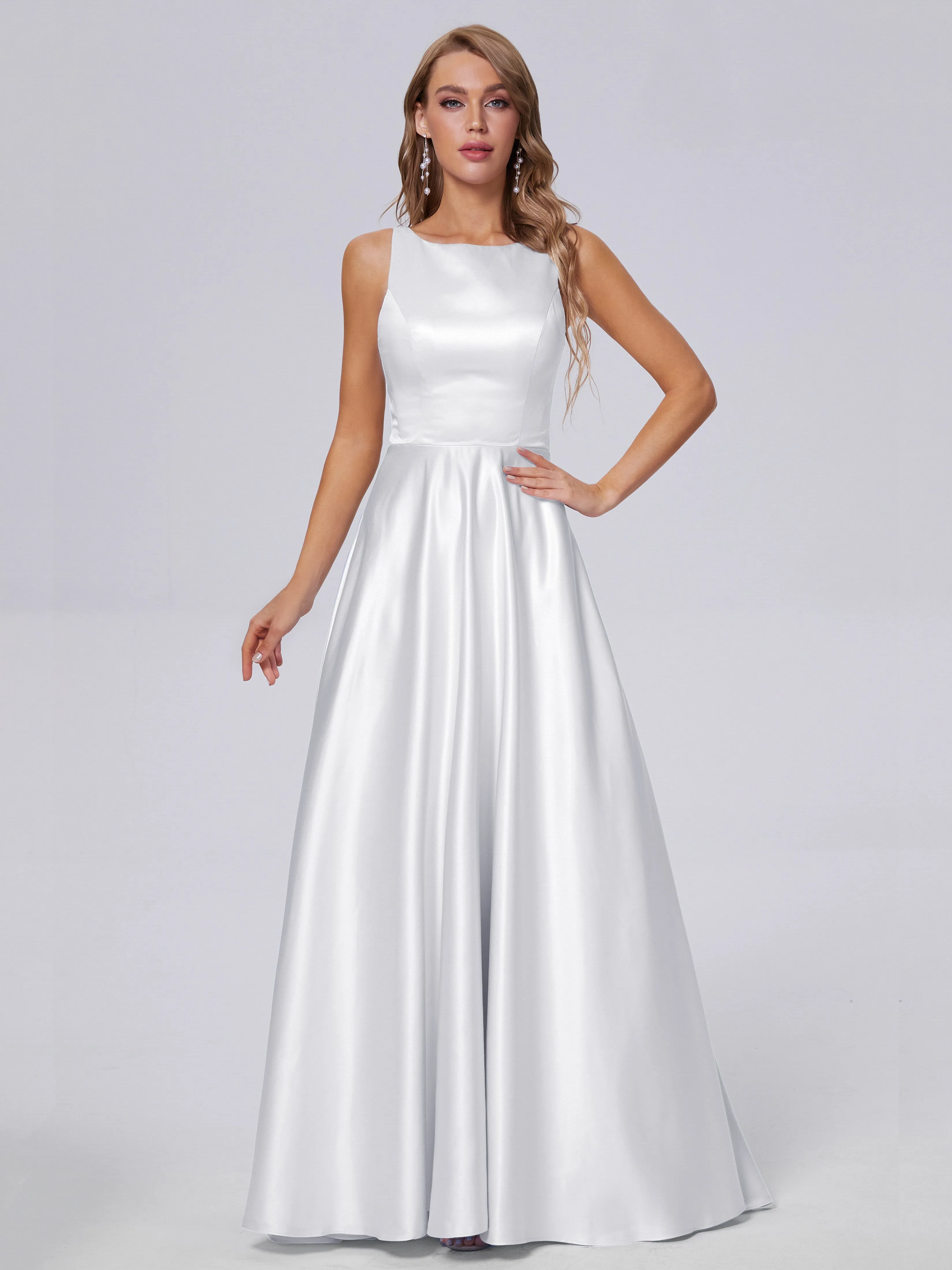 Charming Sleeveless Satin Bridesmaid Dresses