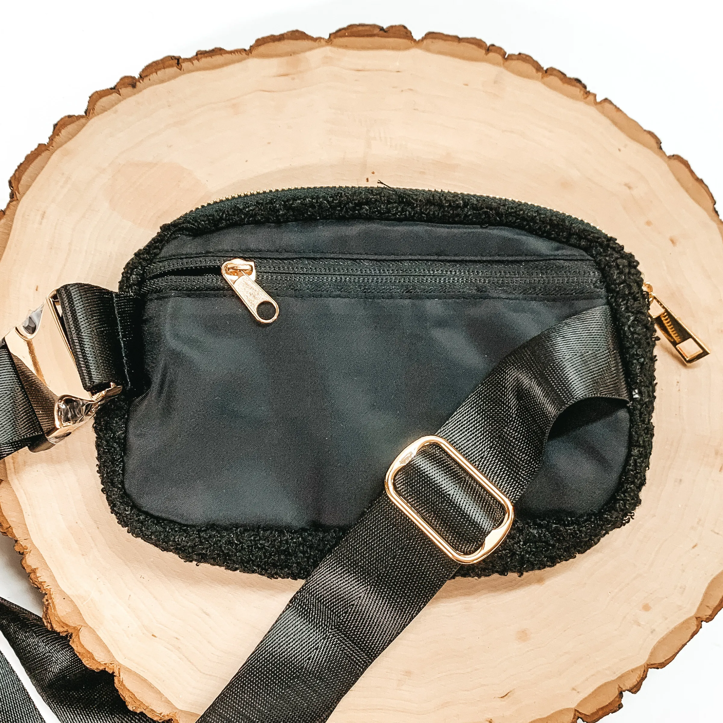 Headed to Aspen Sherpa Fanny Pack in Black