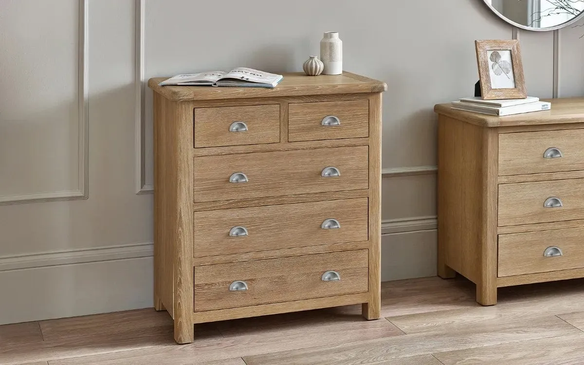 Memphis Limed Oak 3   2 Drawer Chest