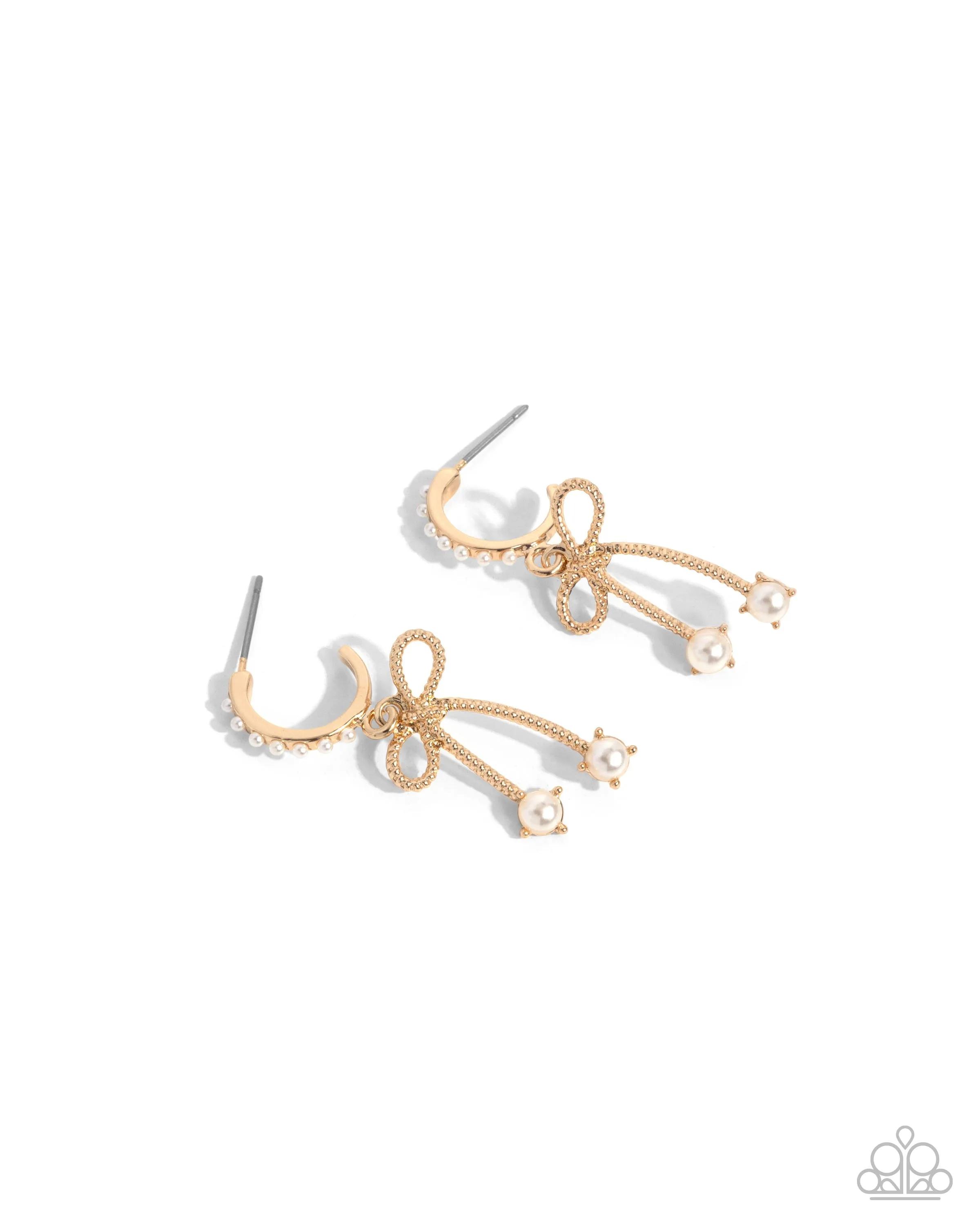 Paparazzi Charming Coquette - Gold Earring