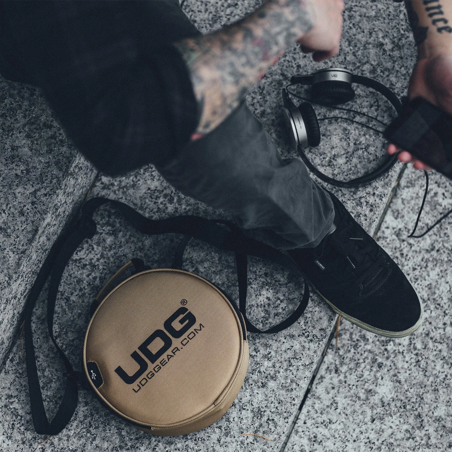 UDG Ultimate DIGI Headphone Bag