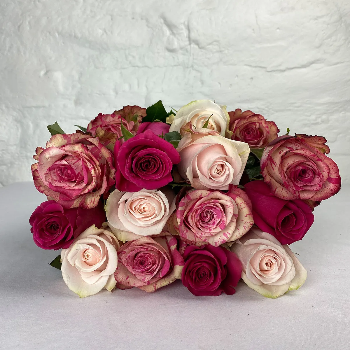 Vibrant Pinks Rose Mix