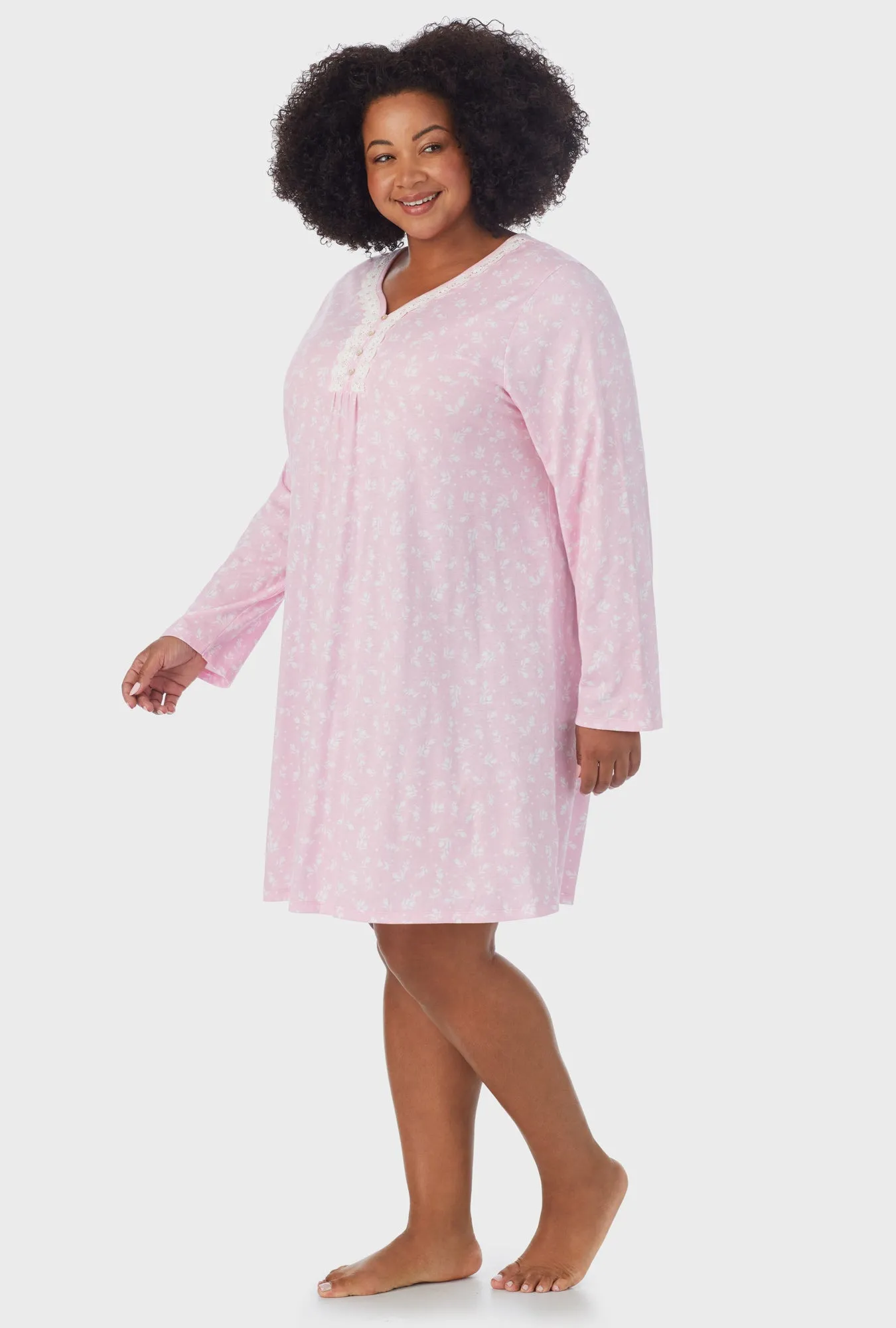 White Rosebuds Long Sleeve Nightgown